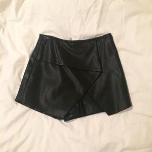 TOPSHOP Leather Skort